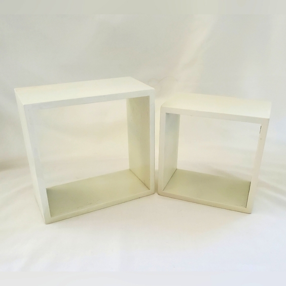 Set of Wooden Hanging Box Frames - Picture 1 of 5